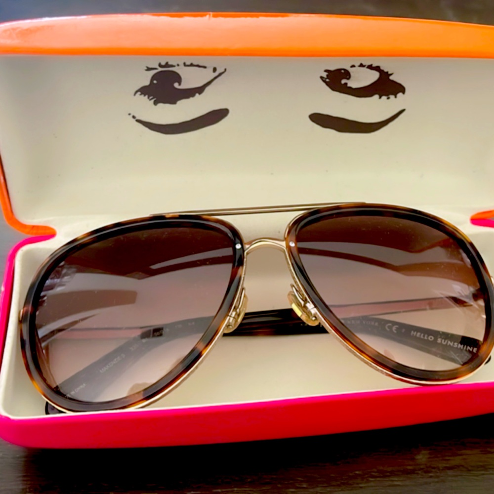 Aviator style Sun glass